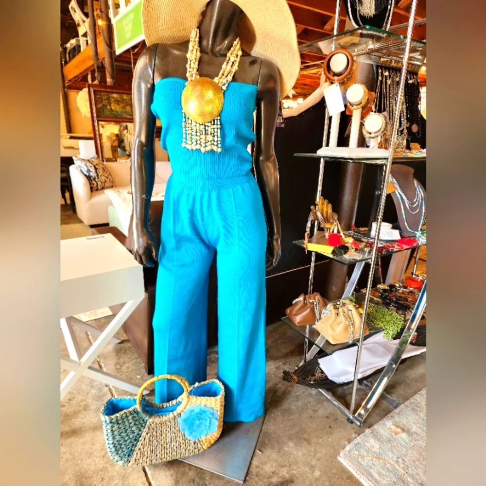 Elegant Blue 2 Piece Top & Wideleg Knit Pants Set - Picture 11 of 17